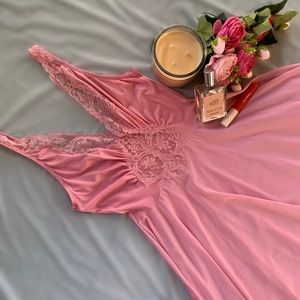 Authentic 1980’s vintage floor length nightgown by Olga